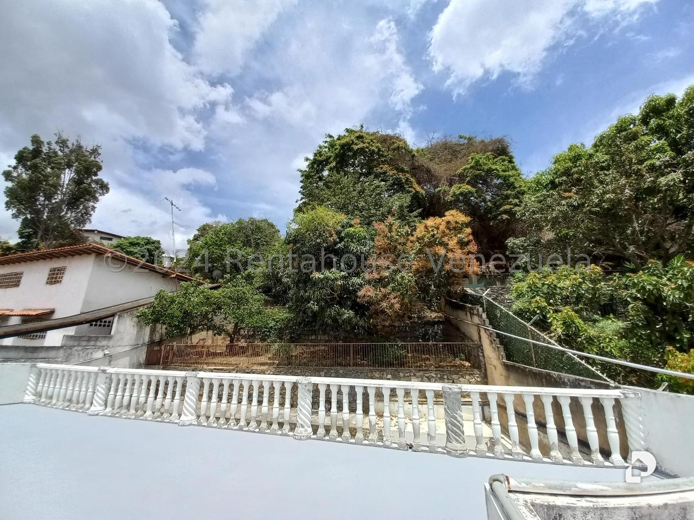Casa en Prados del Este, Caracas – 48