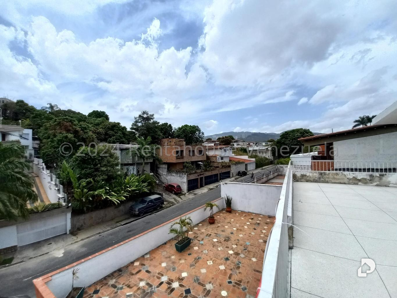 Casa en Prados del Este, Caracas – 39
