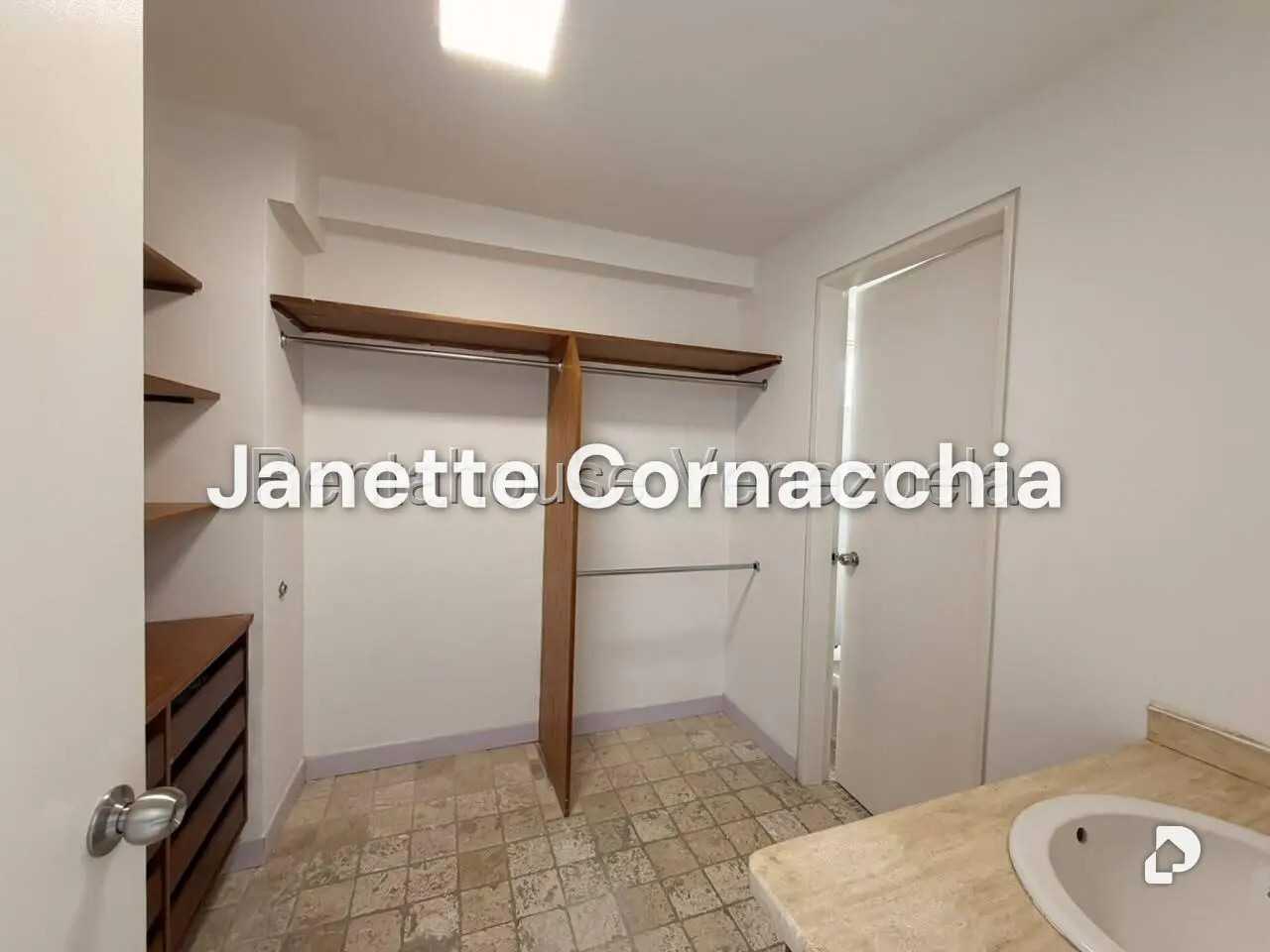 Apartamento en Loma Linda, Caracas – 12
