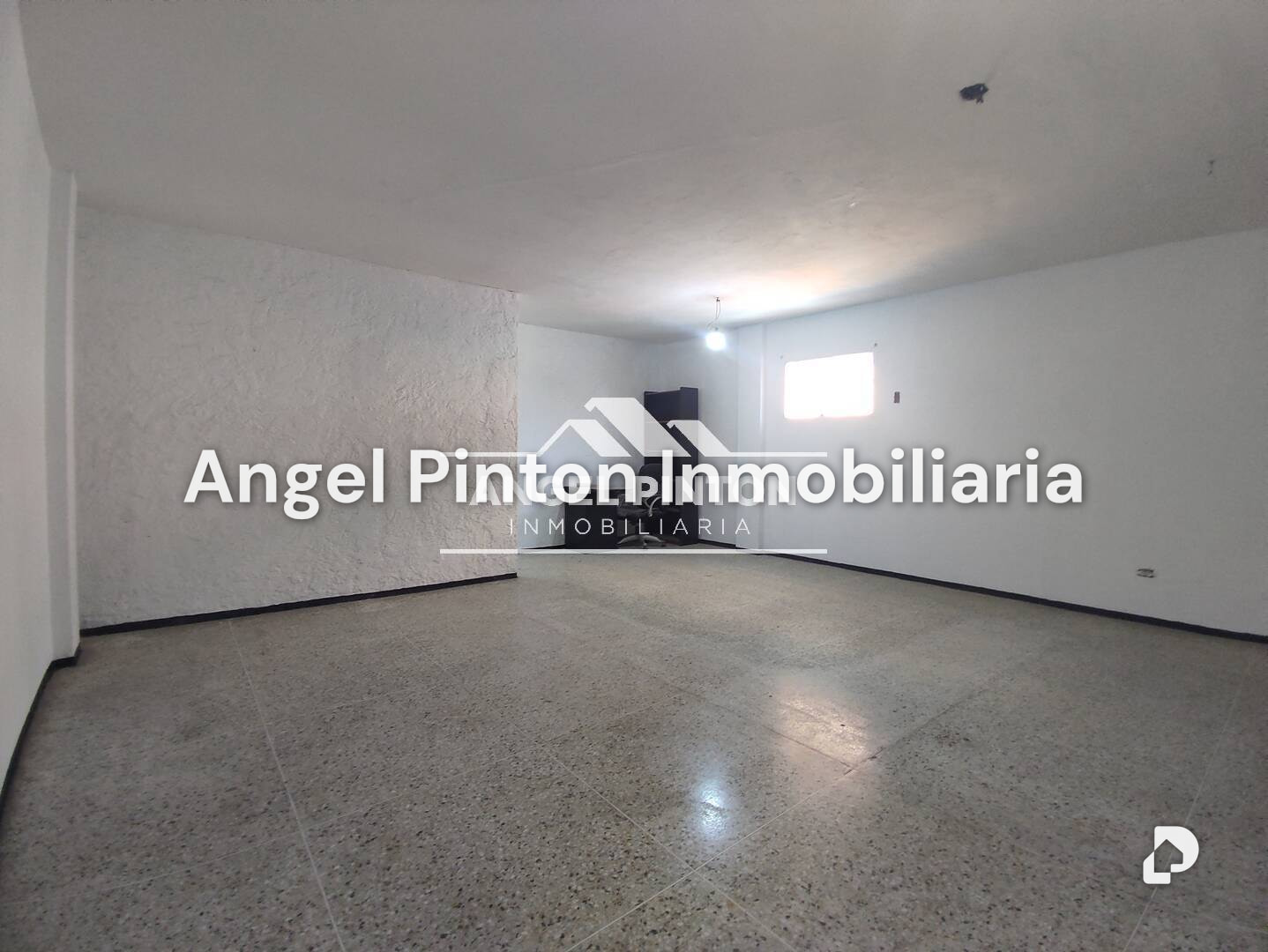 Oficina en Avenida 5 de Julio, Maracaibo – 6