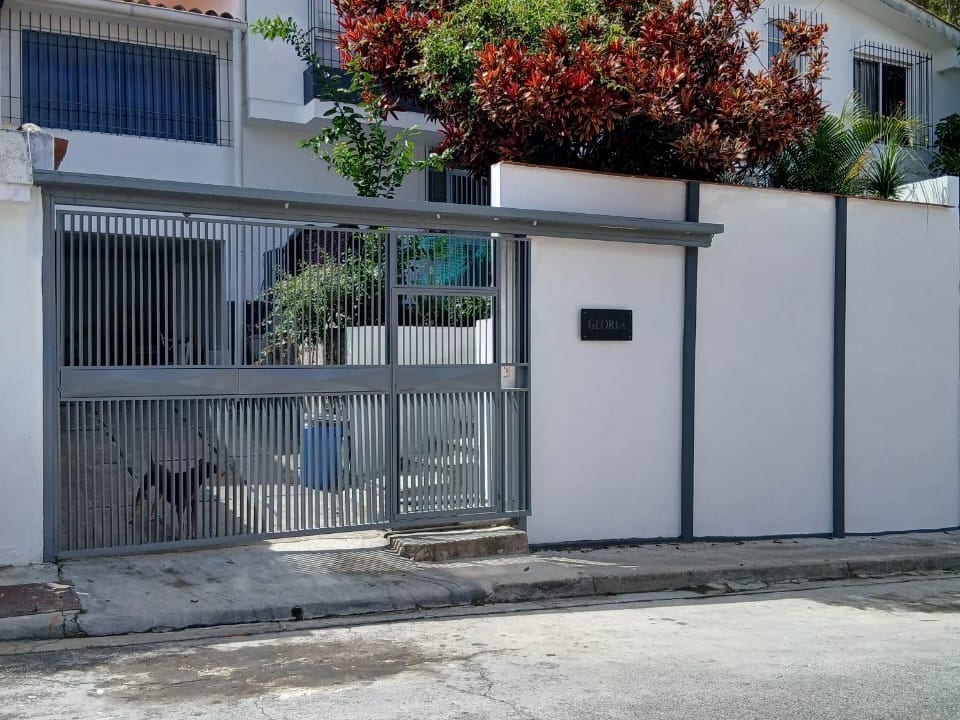 Casa en Alto Prado, Caracas - 1