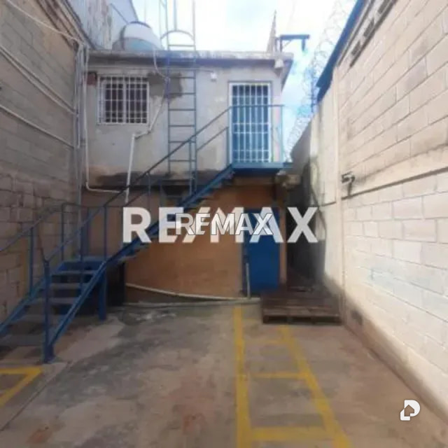 Warehouse in Barrio Sur América, San Francisco – 14