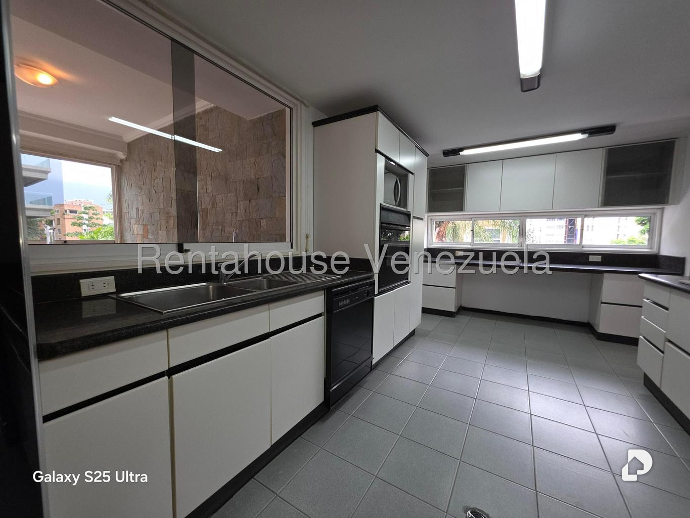 Apartamento en Los Naranjos de las Mercedes, Caracas