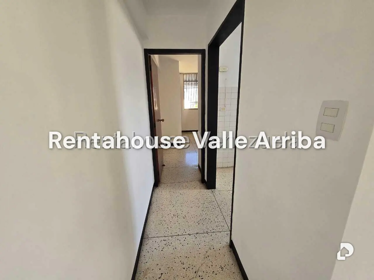Apartamento en Las Acacias, Caracas – 12