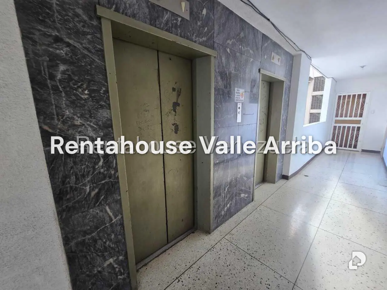 Apartamento en Las Acacias, Caracas – 17