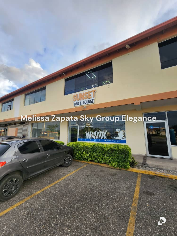 Local comercial en Parque Choroni Totalmente Equipado, Barquisimeto – 1