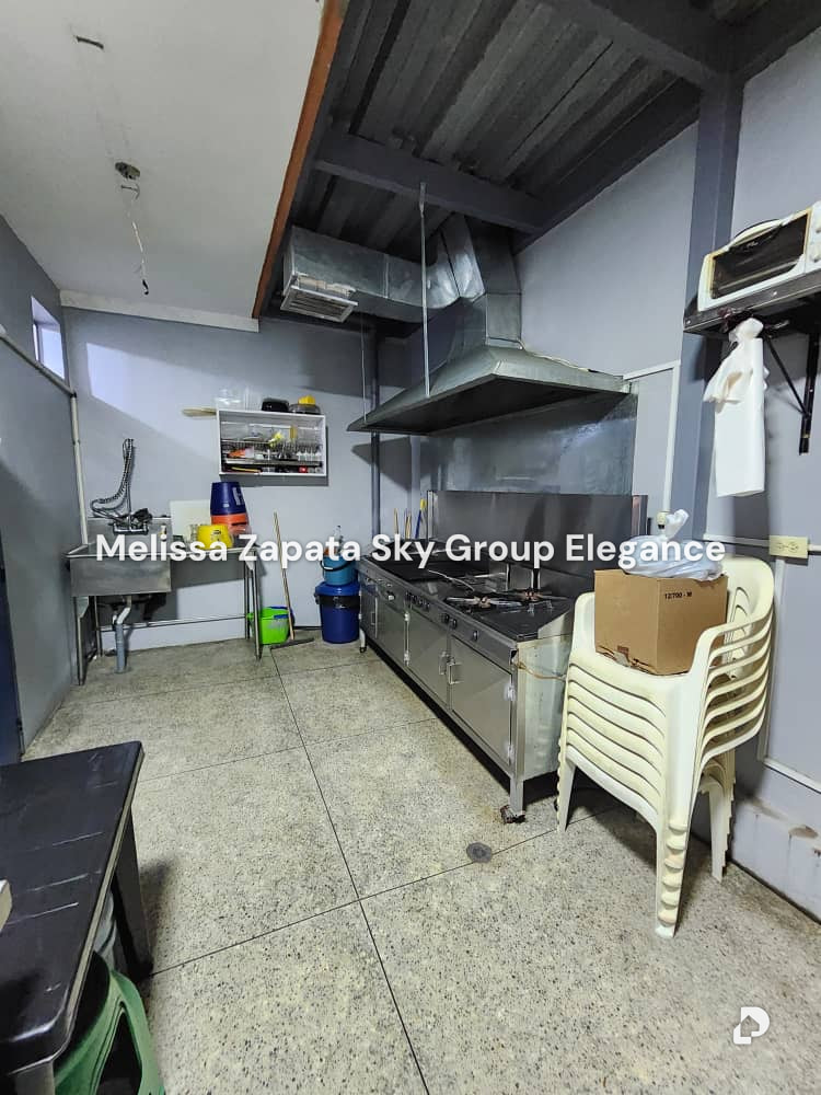 Local comercial en Parque Choroni Totalmente Equipado, Barquisimeto – 9