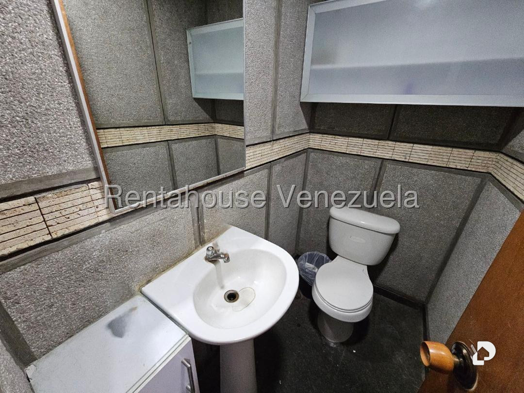 Edificio en Las Mercedes, Caracas – 64