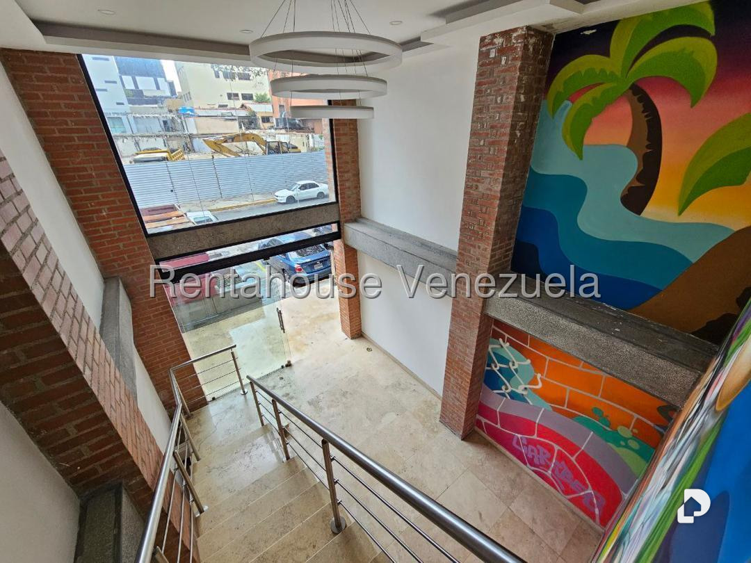 Edificio en Las Mercedes, Caracas – 36