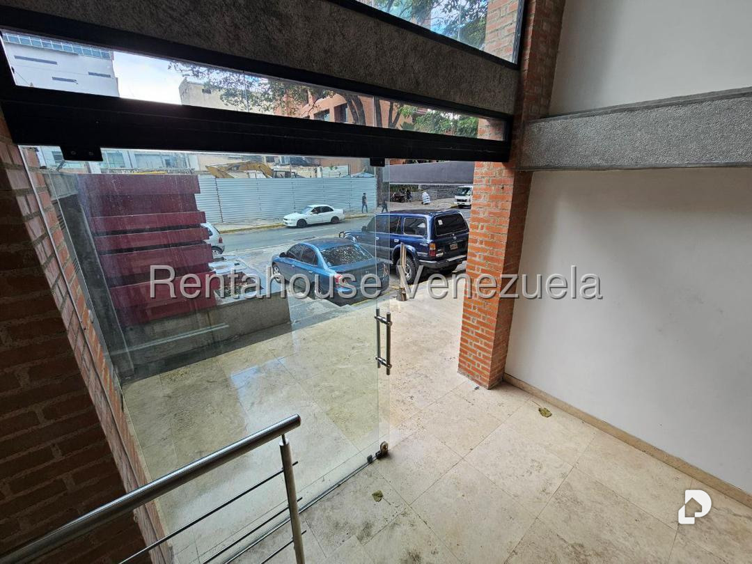Edificio en Las Mercedes, Caracas – 34