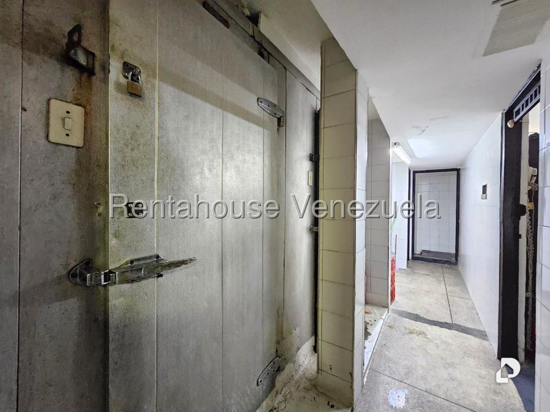 Edificio en Las Mercedes, Caracas – 49