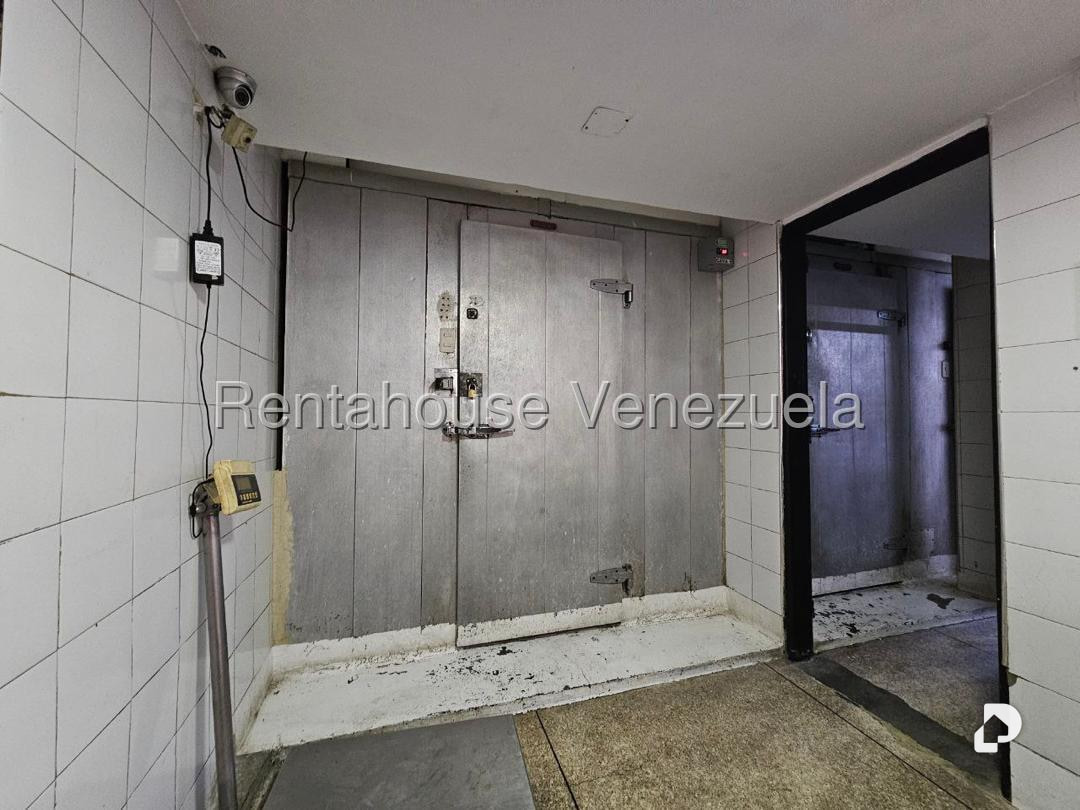 Edificio en Las Mercedes, Caracas – 48