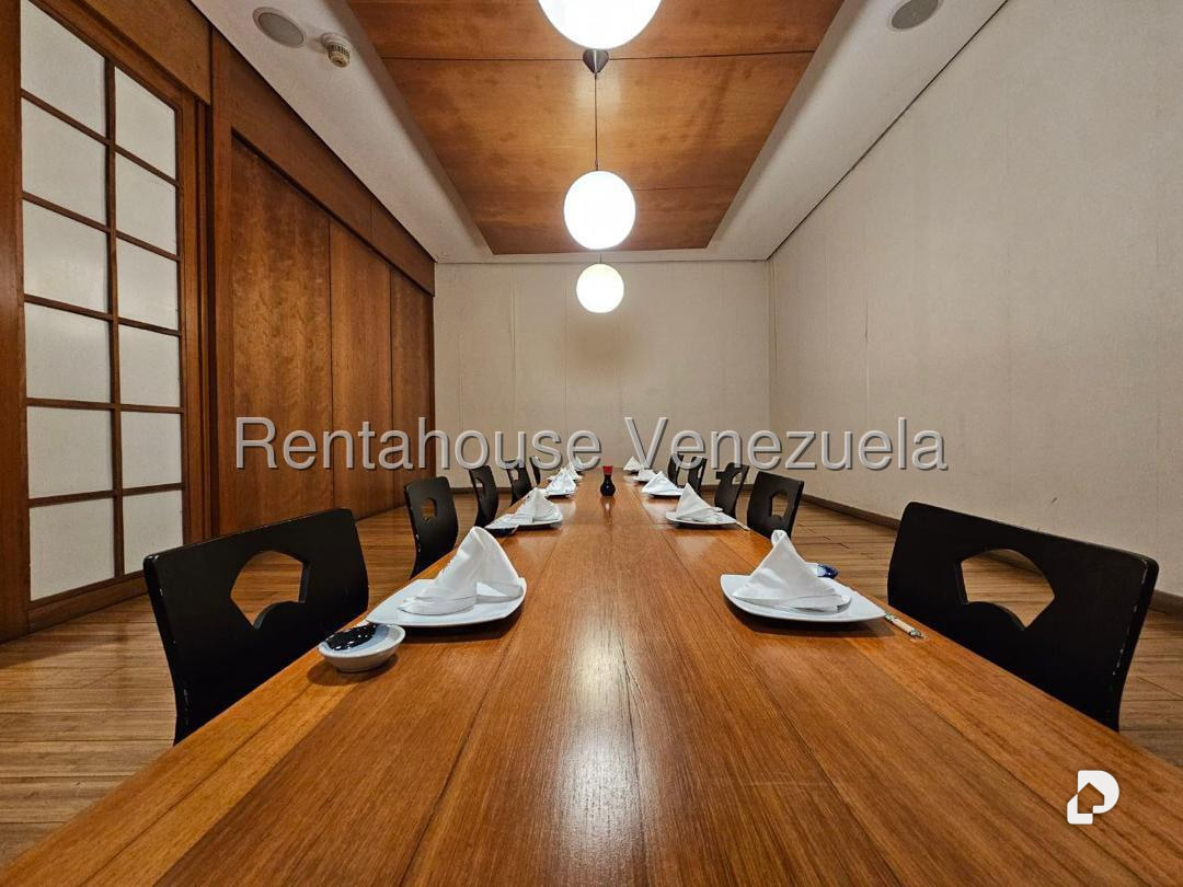 Edificio en Las Mercedes, Caracas – 21
