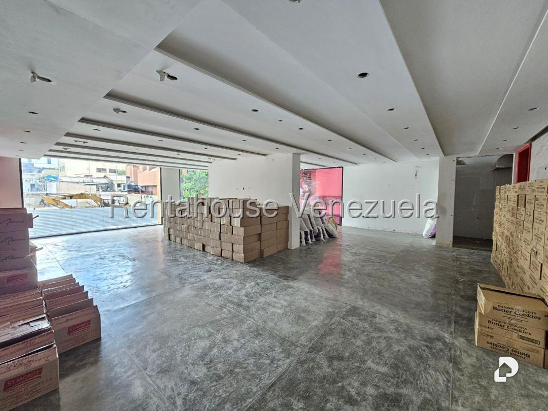 Edificio en Las Mercedes, Caracas – 40