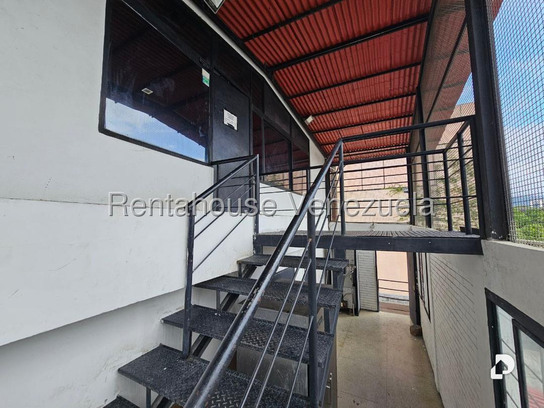 Edificio en Las Mercedes, Caracas – 51