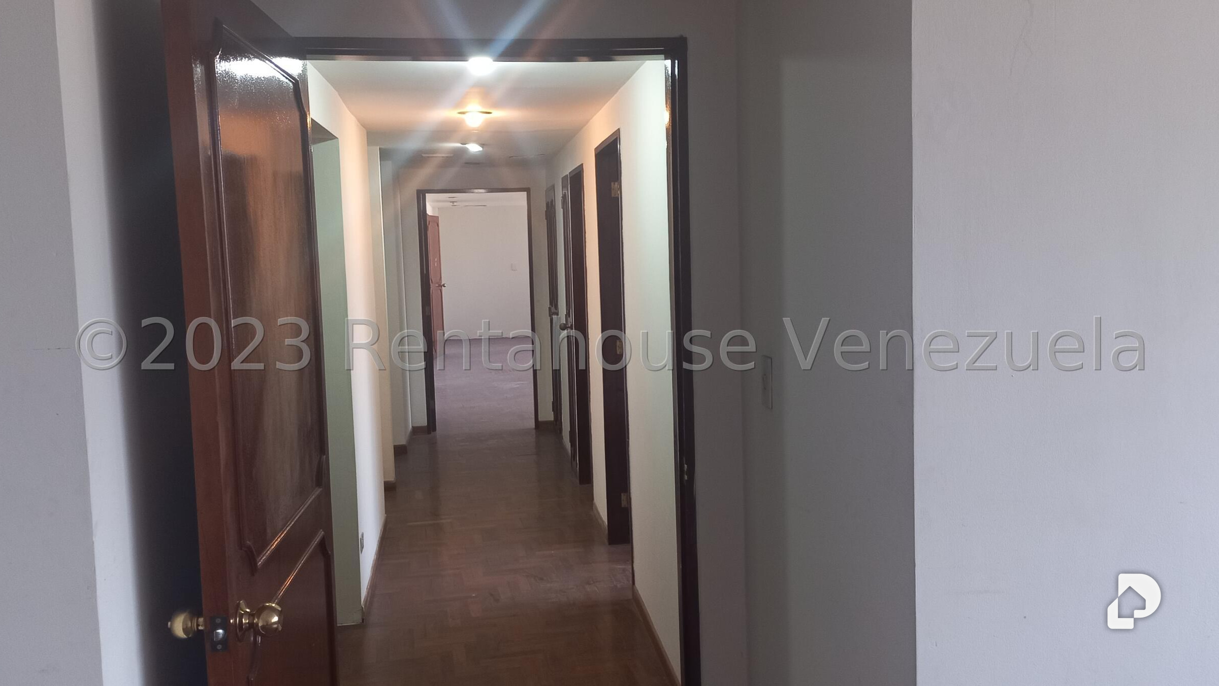 Oficina en Parroquia Catedral, Caracas – 3