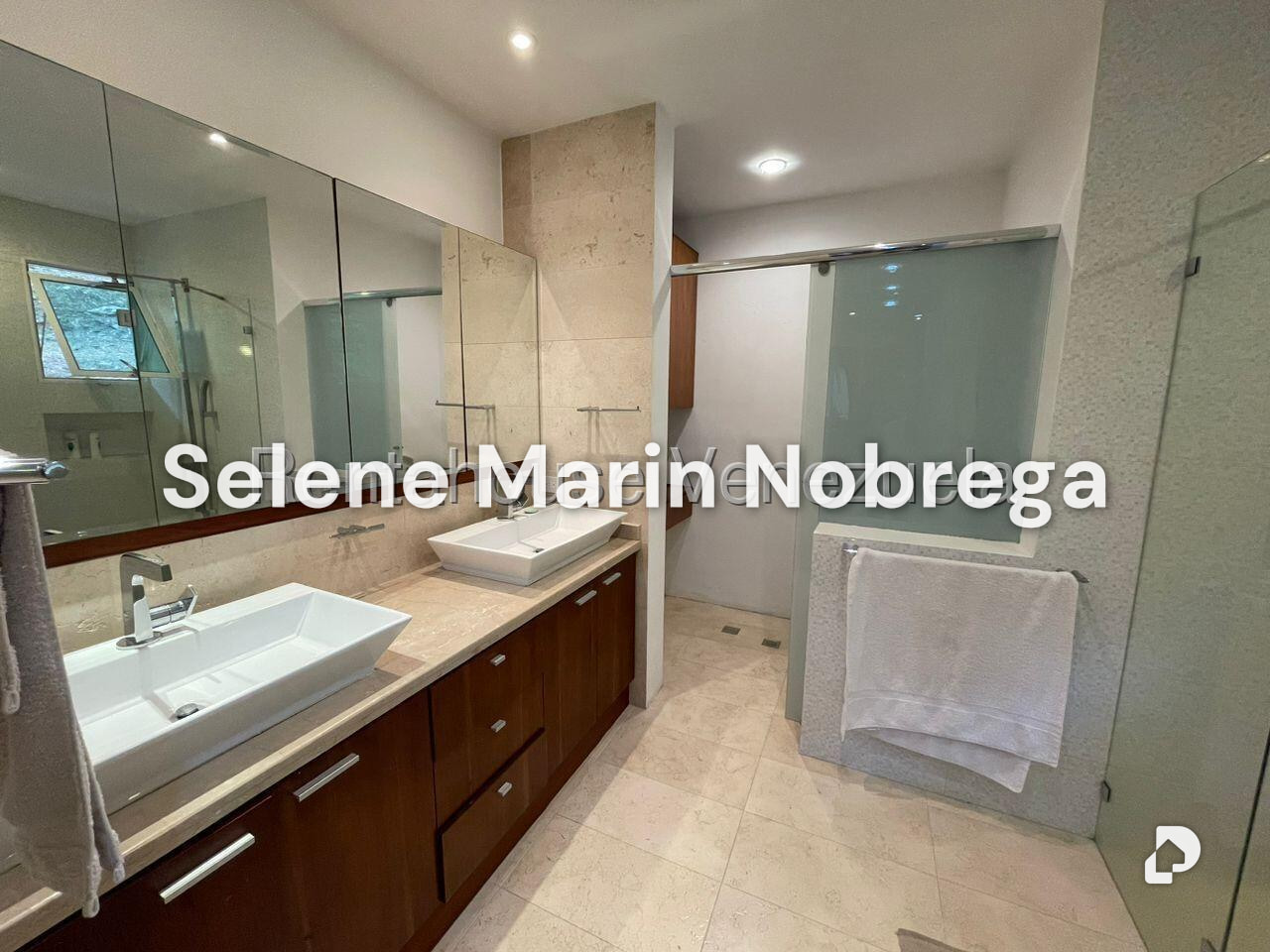 Casa en Alto Hatillo, Caracas – 28