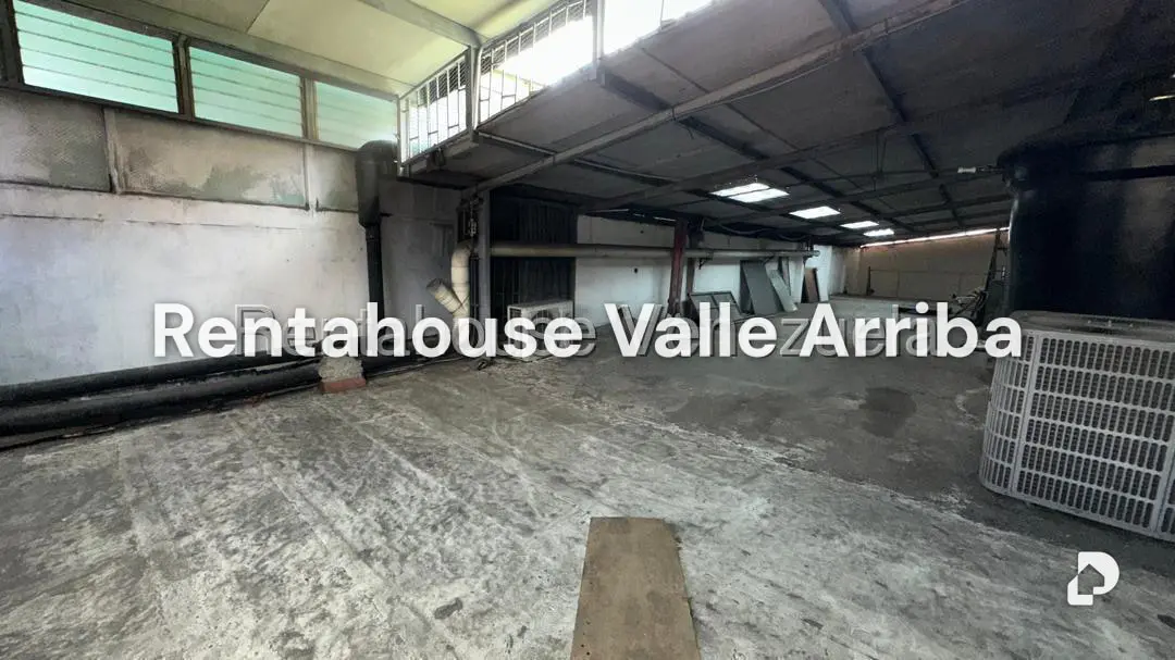 Local comercial en Catia, Caracas – 12