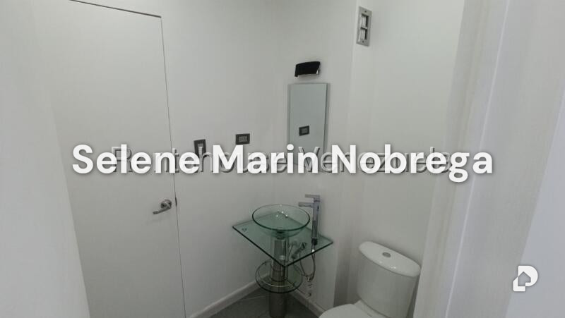 Oficina en Las Mercedes, Caracas – 9