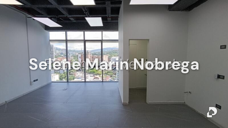 Oficina en Las Mercedes, Caracas – 8