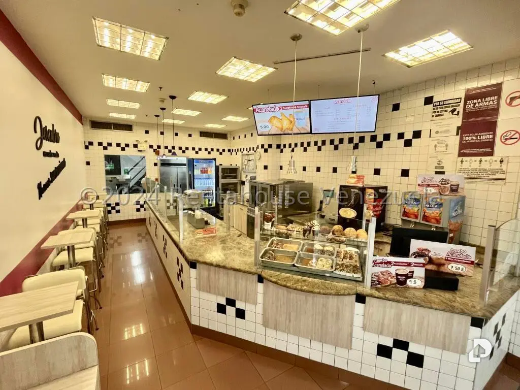 Local comercial en El Recreo, Caracas