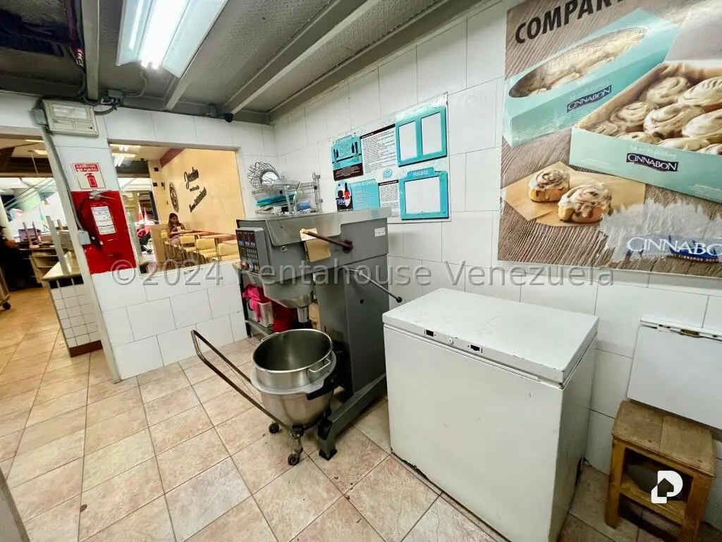 Local comercial en El Recreo, Caracas