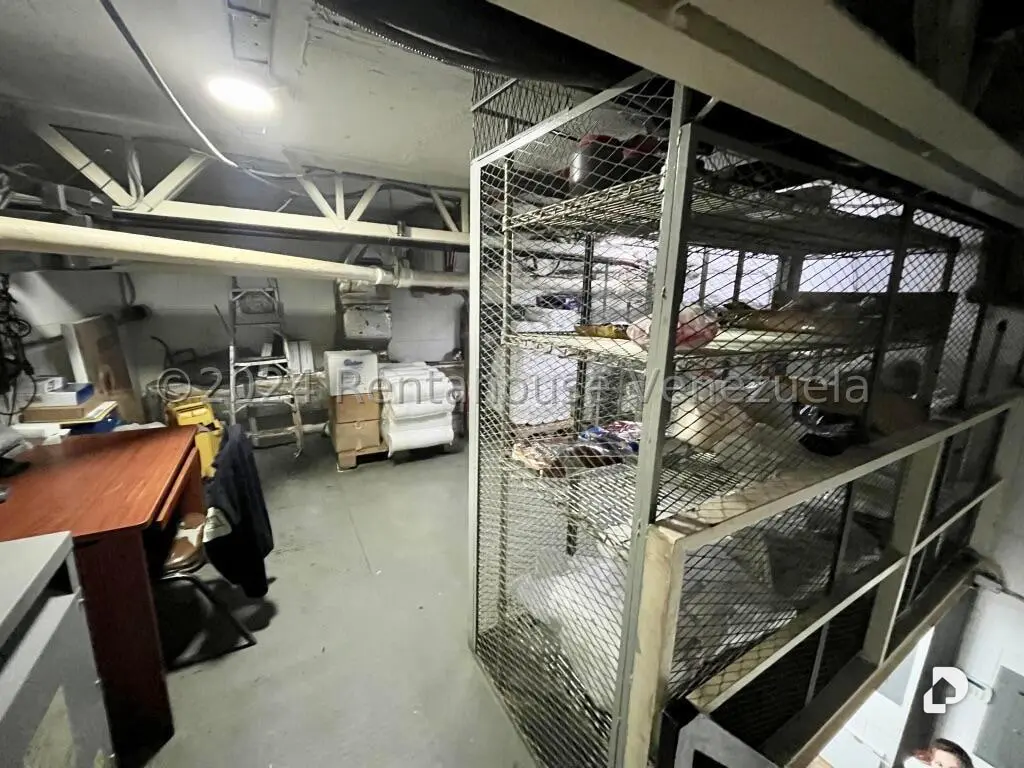 Local comercial en El Recreo, Caracas