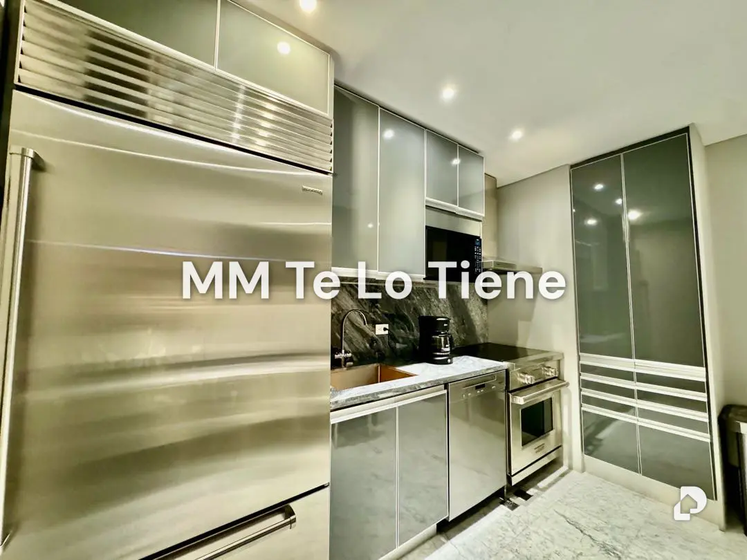 Oficina en La Castellana, Caracas – 13
