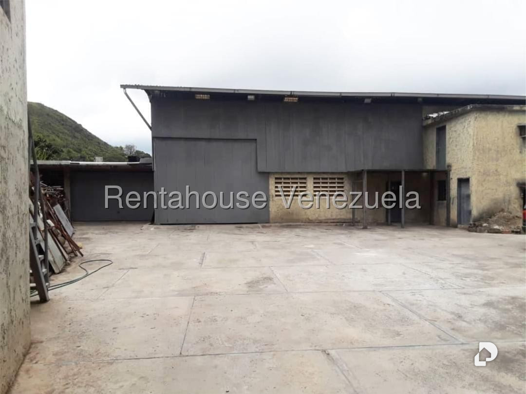 Warehouse in San Antonio, Los Teques – 4