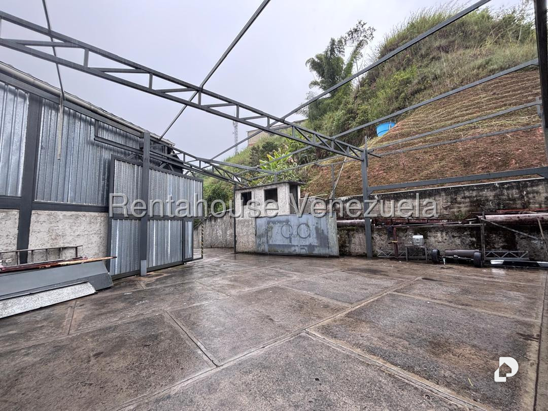 Warehouse in San Antonio, Los Teques – 23