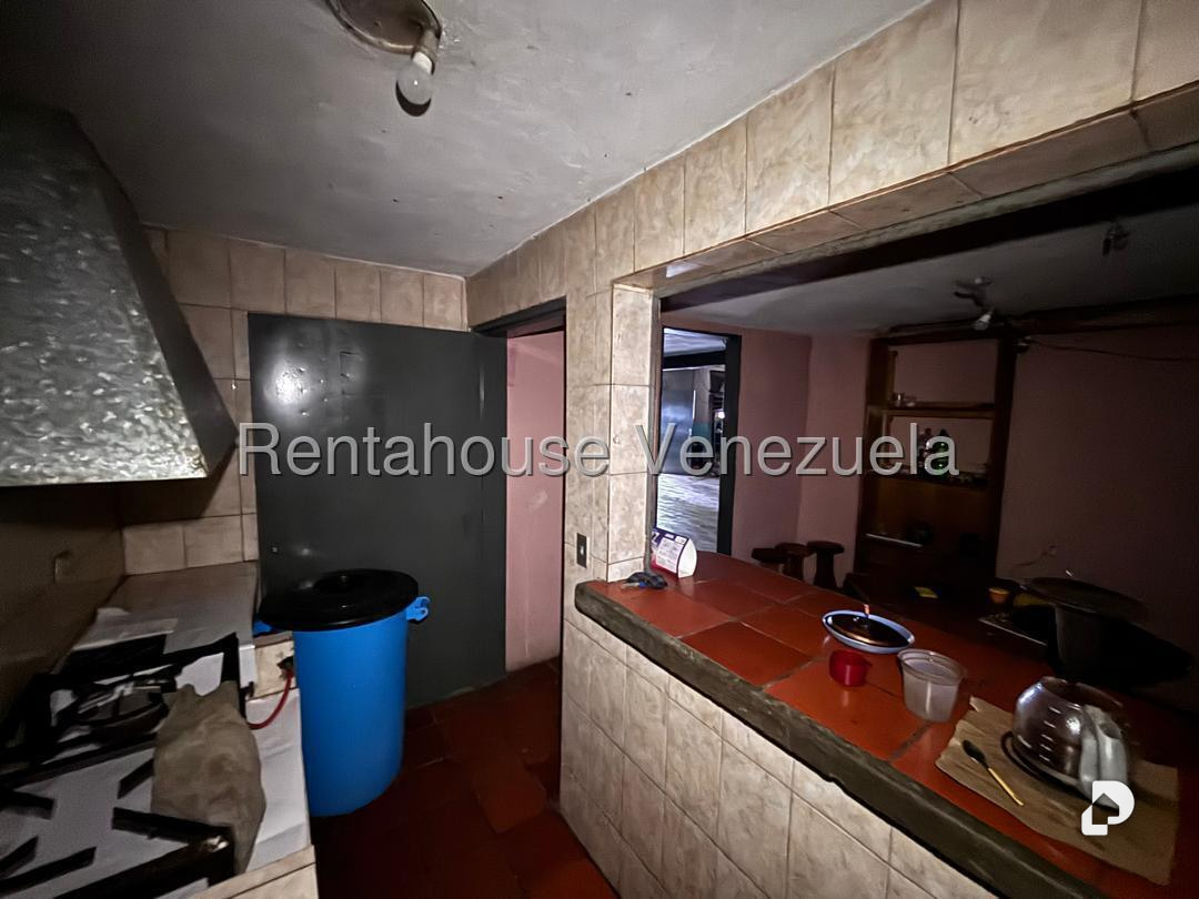 Warehouse in San Antonio, Los Teques – 14
