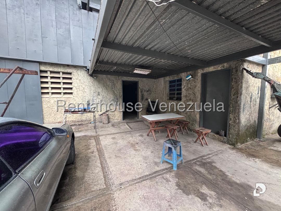 Warehouse in San Antonio, Los Teques – 18