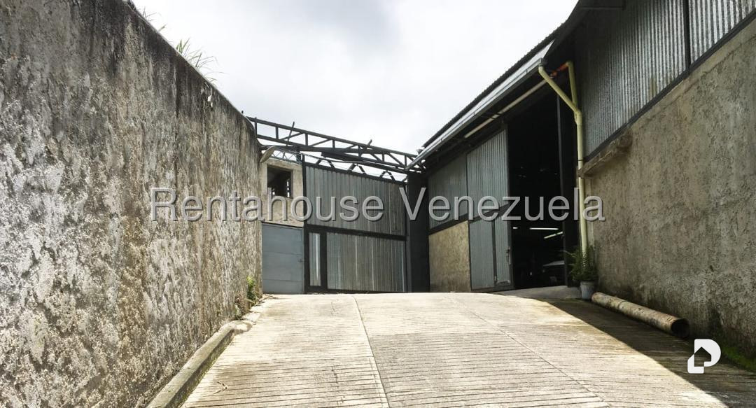 Warehouse in San Antonio, Los Teques – 3