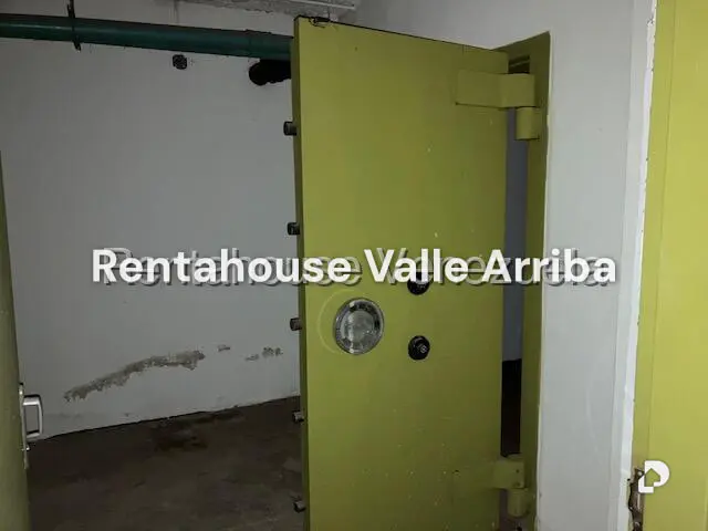Local comercial en Parroquia Catedral, Caracas – 18
