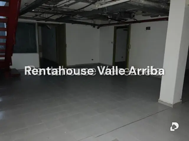 Local comercial en Parroquia Catedral, Caracas – 17