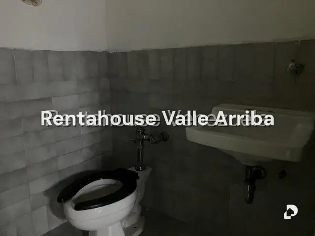 Local comercial en Parroquia Catedral, Caracas – 14
