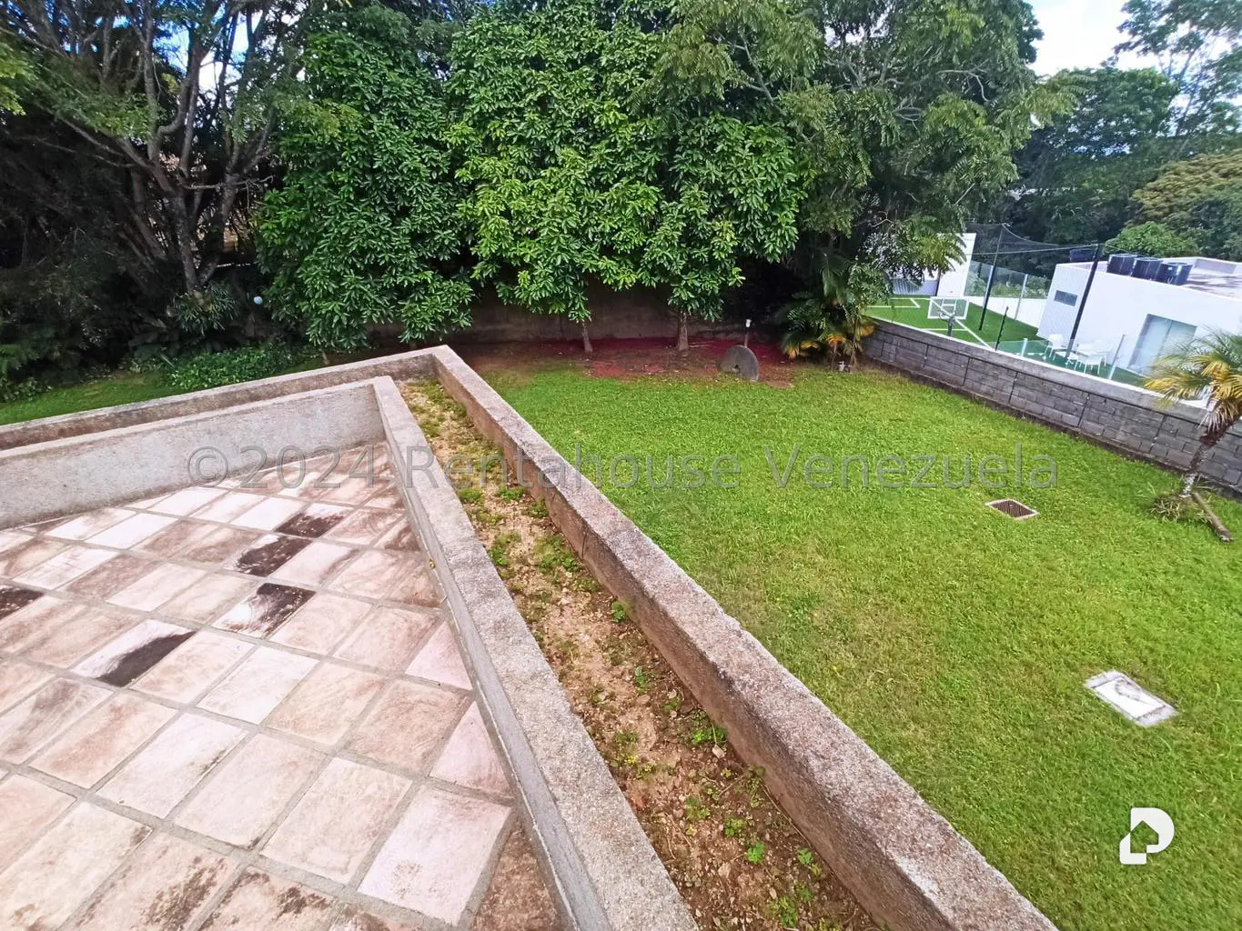 House in La Lagunita Country Club, Caracas – 6
