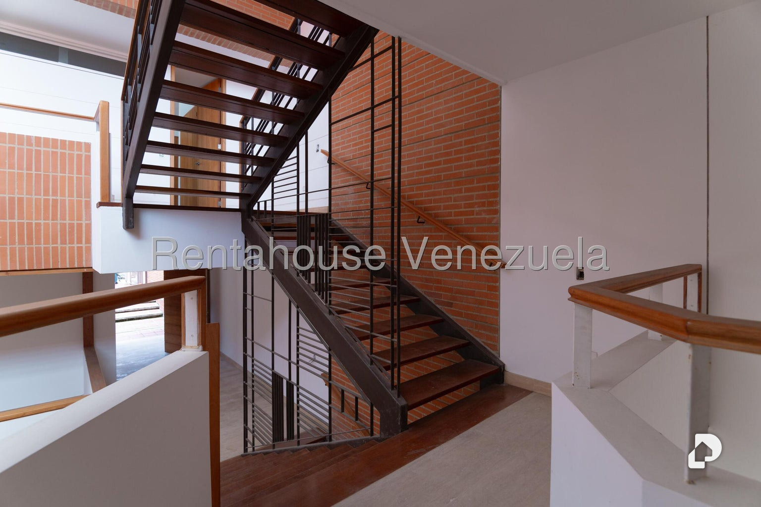 Casa en Alto Hatillo, Caracas – 8