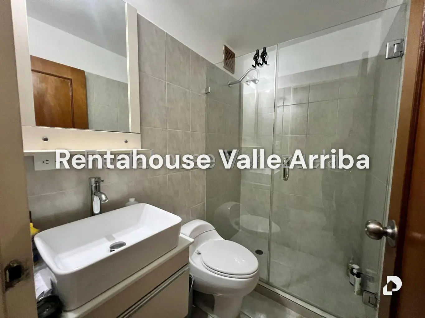 Apartamento en Colinas de La Tahona, Caracas – 23