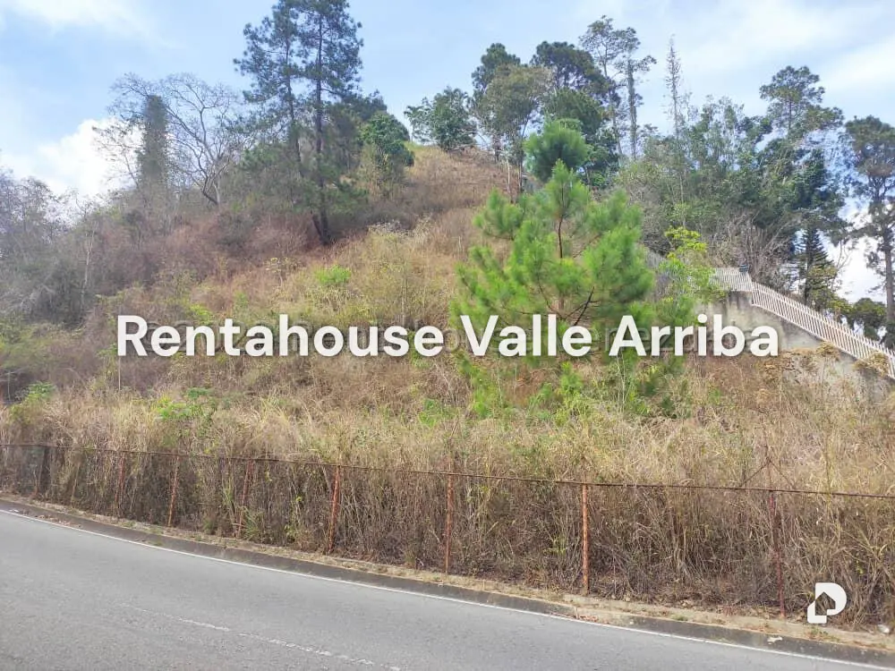 Terreno en Colinas del Tamanaco, Caracas – 6