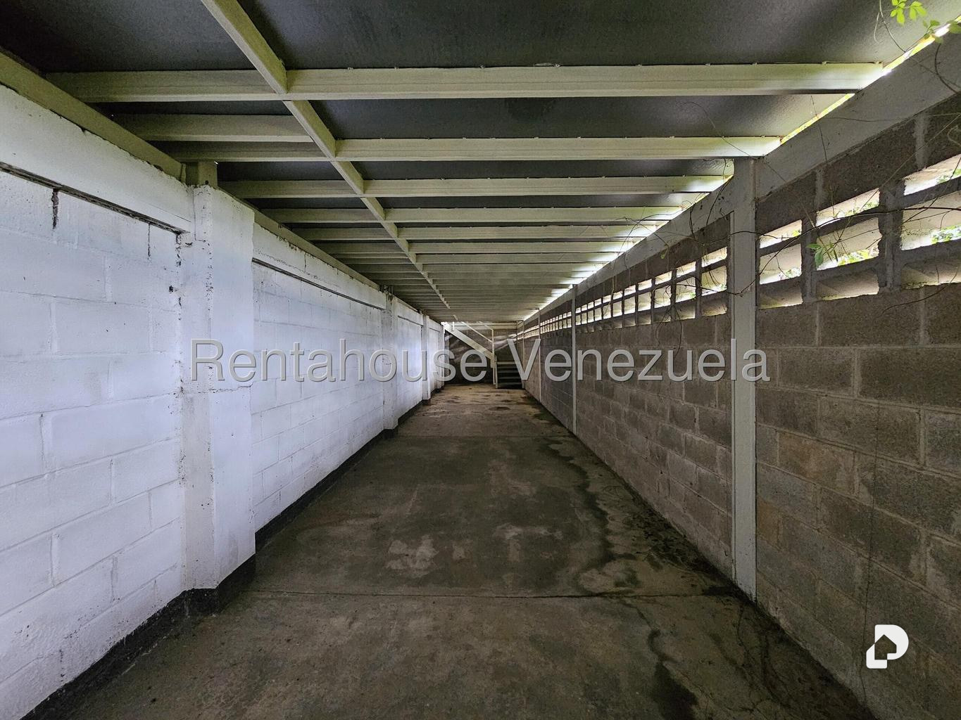 Galpón en El Placer, Caracas – 19