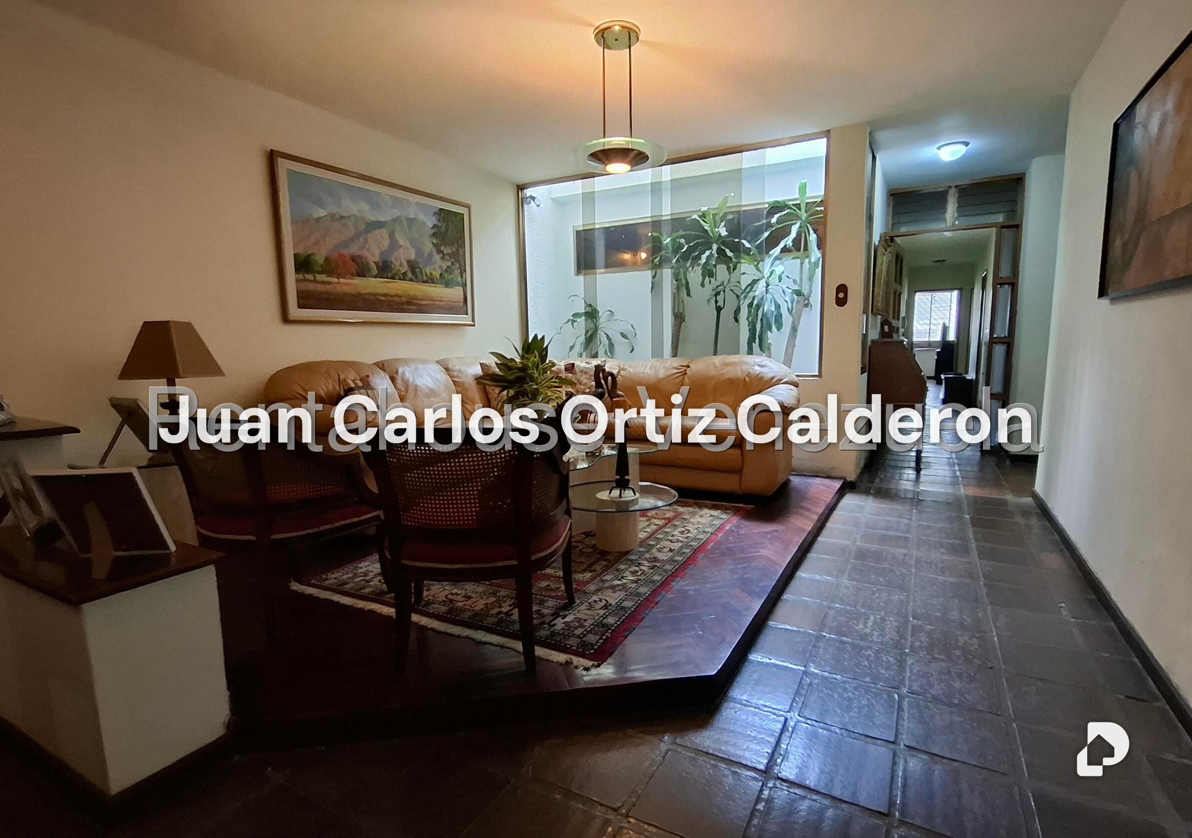 Casa en La Trinidad, Caracas – 24