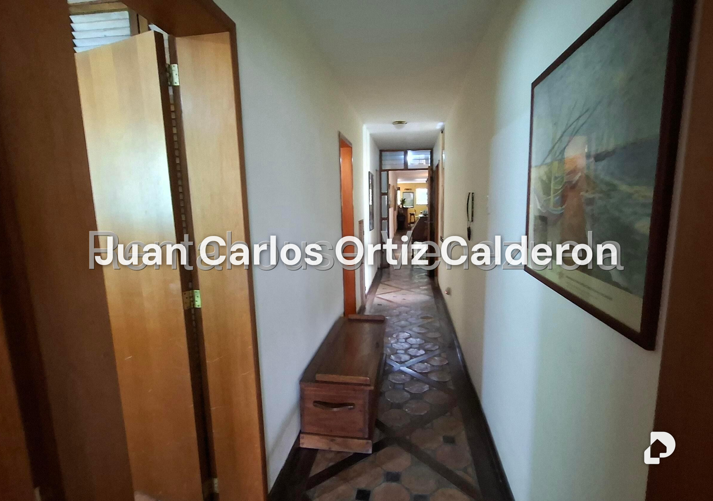 Casa en La Trinidad, Caracas – 25