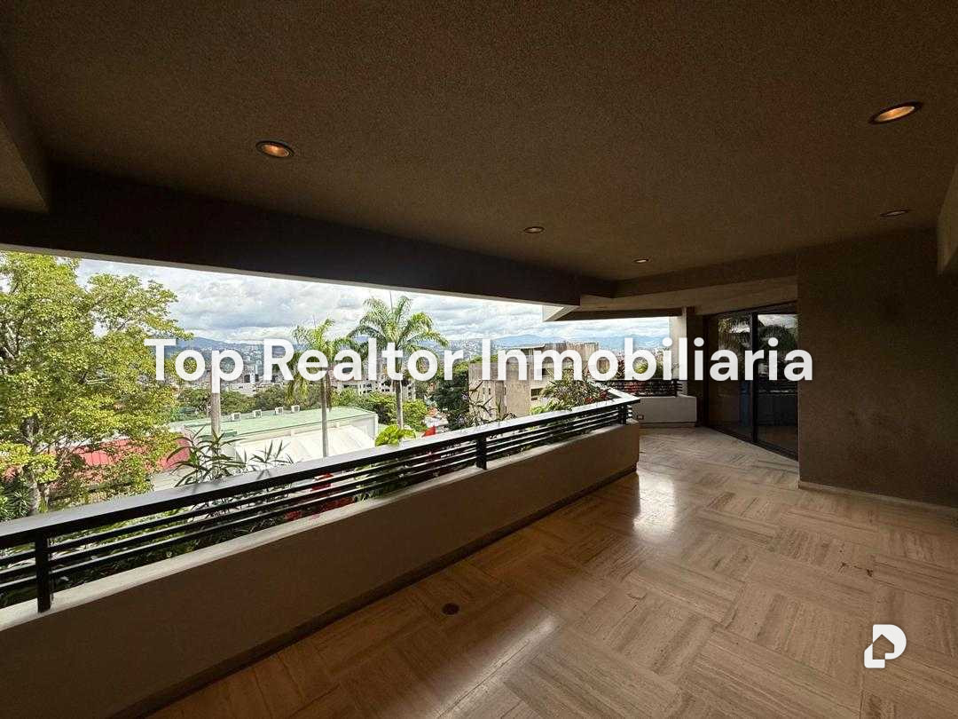 Apartamento en Altamira, Caracas – 5