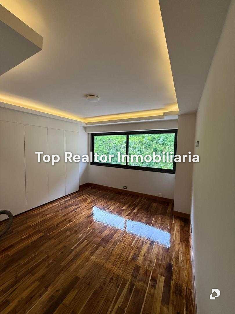 Apartamento en Altamira, Caracas – 16