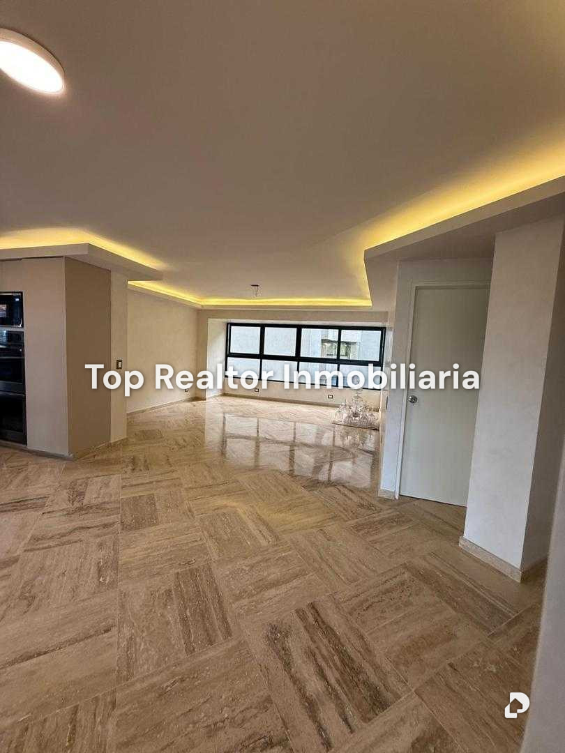 Apartamento en Altamira, Caracas – 25