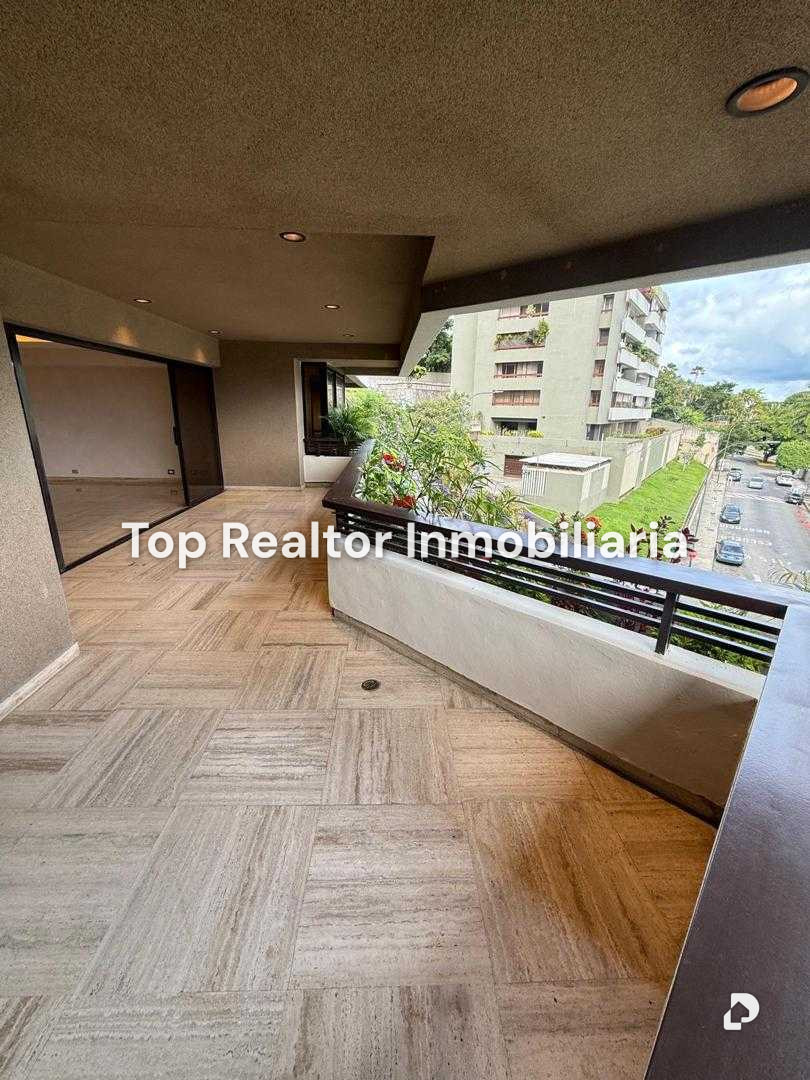 Apartamento en Altamira, Caracas – 3