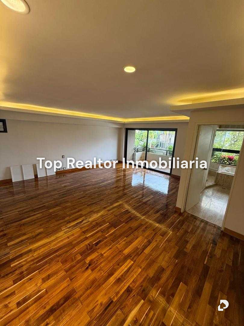 Apartamento en Altamira, Caracas – 21