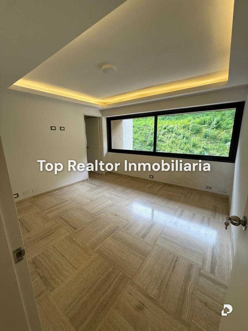 Apartamento en Altamira, Caracas – 14