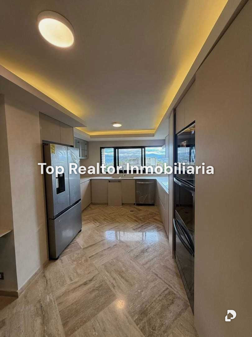 Apartamento en Altamira, Caracas – 7